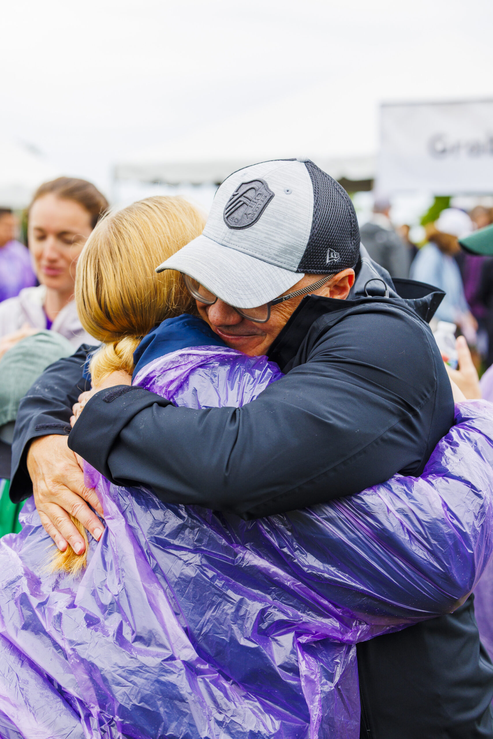 two people hugging